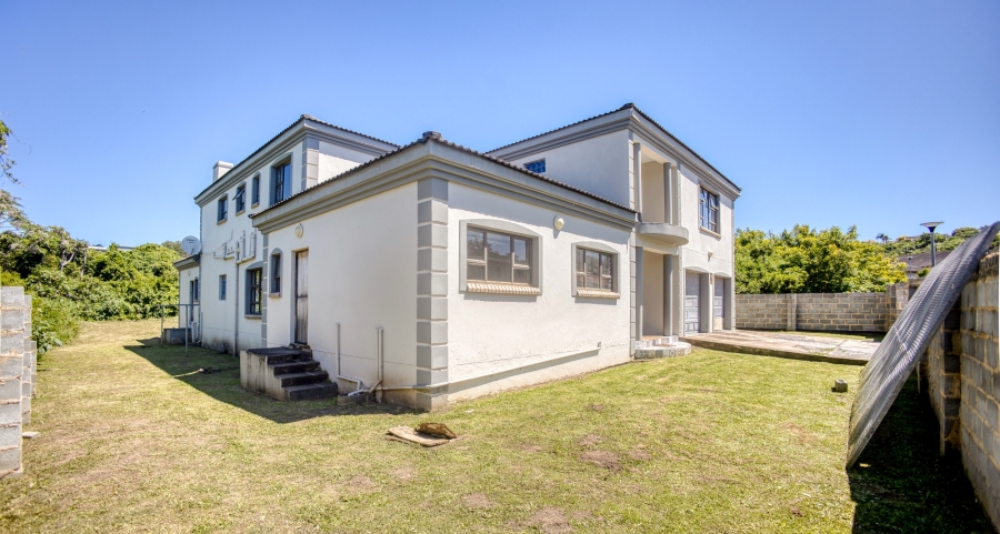6 Bedroom Property for Sale in Beacon Bay Eastern Cape